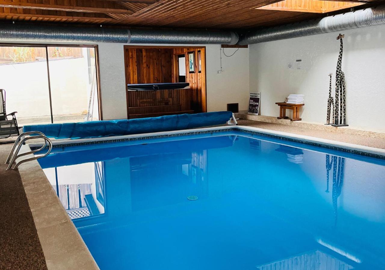 مبيت وإفطار شاطئ كواليكم Oceanside Manor - Golf Course View المظهر الخارجي الصورة